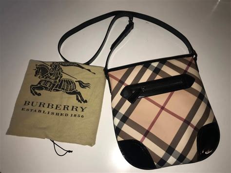 burberry ostrica|burberry store online.